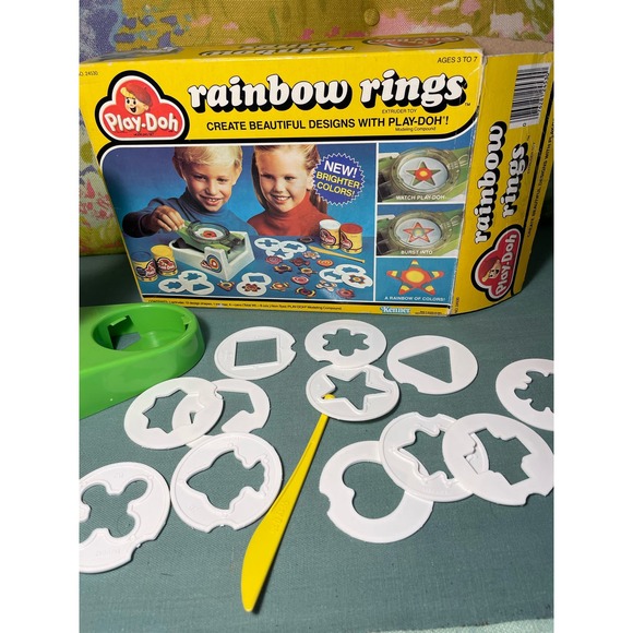 Play-Doh Rainbow Rings Extruder Toy - 1981 COMPLETE - Picture 9 of 11
